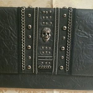 torrid Bags - Large skull clutch, NWOT by Torrid torrid Bags - Large skull clutch, NWOT by Torrid